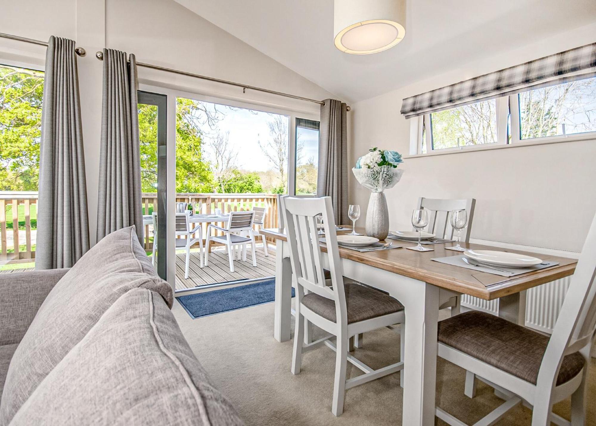 Hawthorn Glen Lodges Downham Market Room photo